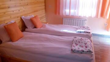 Фото номера Двухместный номер с 1 кроватью Гостевой дом Guest House Edelweiss г. Говедарци 18