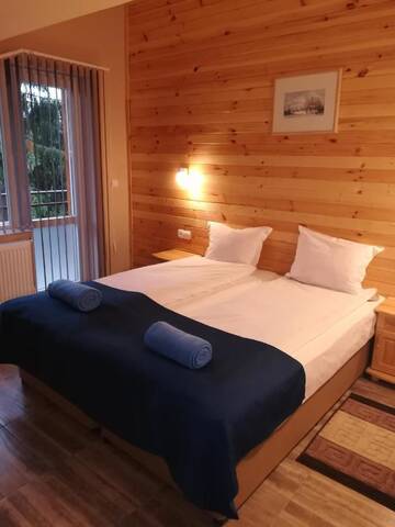 Фото номера Двухместный номер с 1 кроватью Гостевой дом Guest House Edelweiss г. Говедарци 8