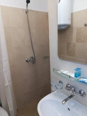 Фото номера Полулюкс с балконом Гостевой дом Guest House Edelweiss г. Говедарци 8