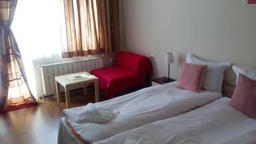 Фото номера Двухместный номер с 1 кроватью Гостевой дом Guest House Edelweiss г. Говедарци 14
