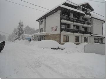 Фото номера Люкс Отель Family hotel Iskar г. Говедарци 17